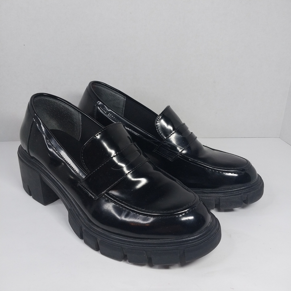 Sincerely Jules Dylan Size 9 Glossy Black 90s Y2k style Chunky Lug Loafer shoes